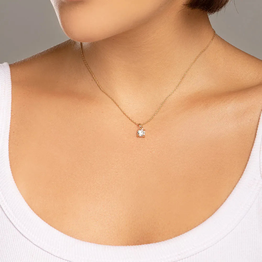 PINGENTE SOLITÁRIO BANHADO A OURO 18K COM CRISTAL