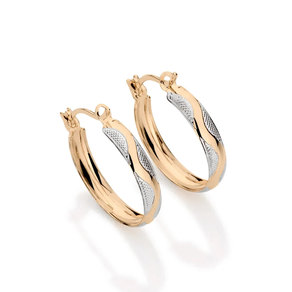 BRINCO ARGOLA BANHADO A OURO 18K COM APLICAÇÃO DE RHODIUM