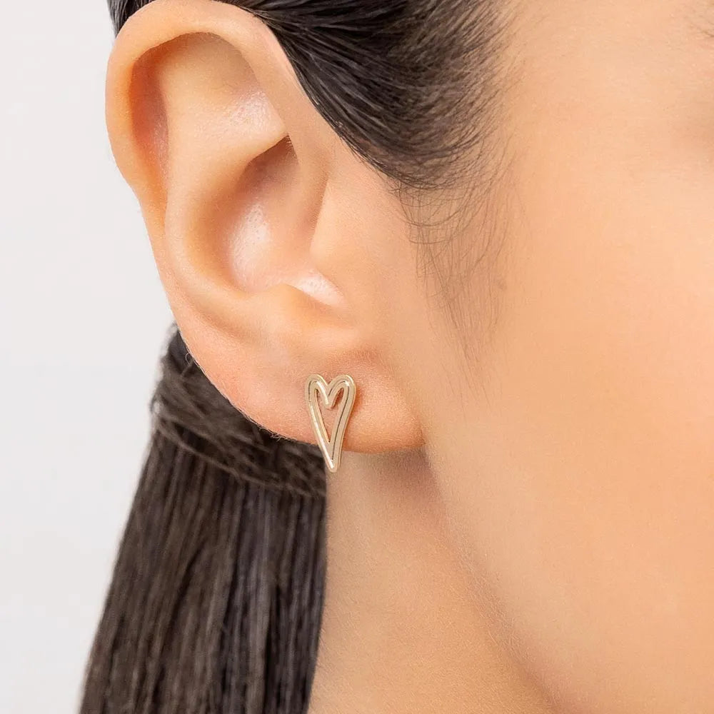 BRINCO CORAÇÃO VAZADO BANHADO A OURO 18K